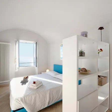 Old City Apartment Seaview Bordighera Esterno foto